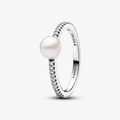 Sterling silver ring with white treated freshwater cultured pearl and clear cubic zirconia 193158C01-54 (High Resolution)