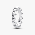 Hearts sterling silver ring 193427C00-52 (High Resolution)