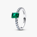 Sterling silver ring with royal green crystal and 194506C01 (High Resolution)