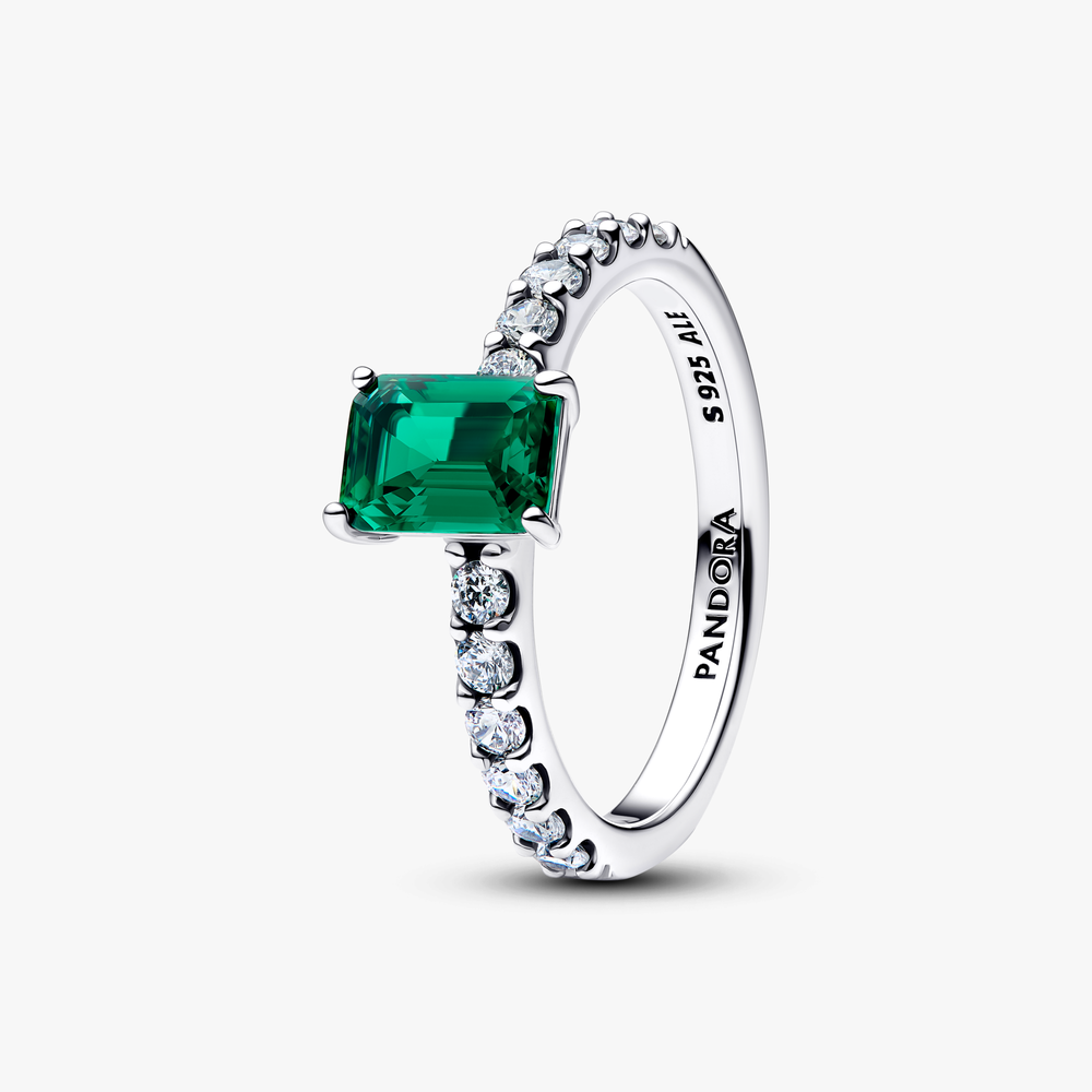 Sterling silver ring with royal green crystal and 194506C01 (High Resolution)