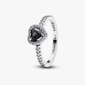 Heart sterling silver ring with black cr 198421C04-60 (High Resolution)