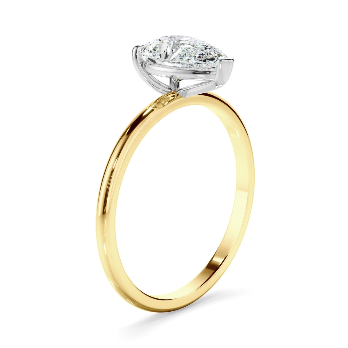Pear cut diamond solitaire engagement ring - Yellow gold