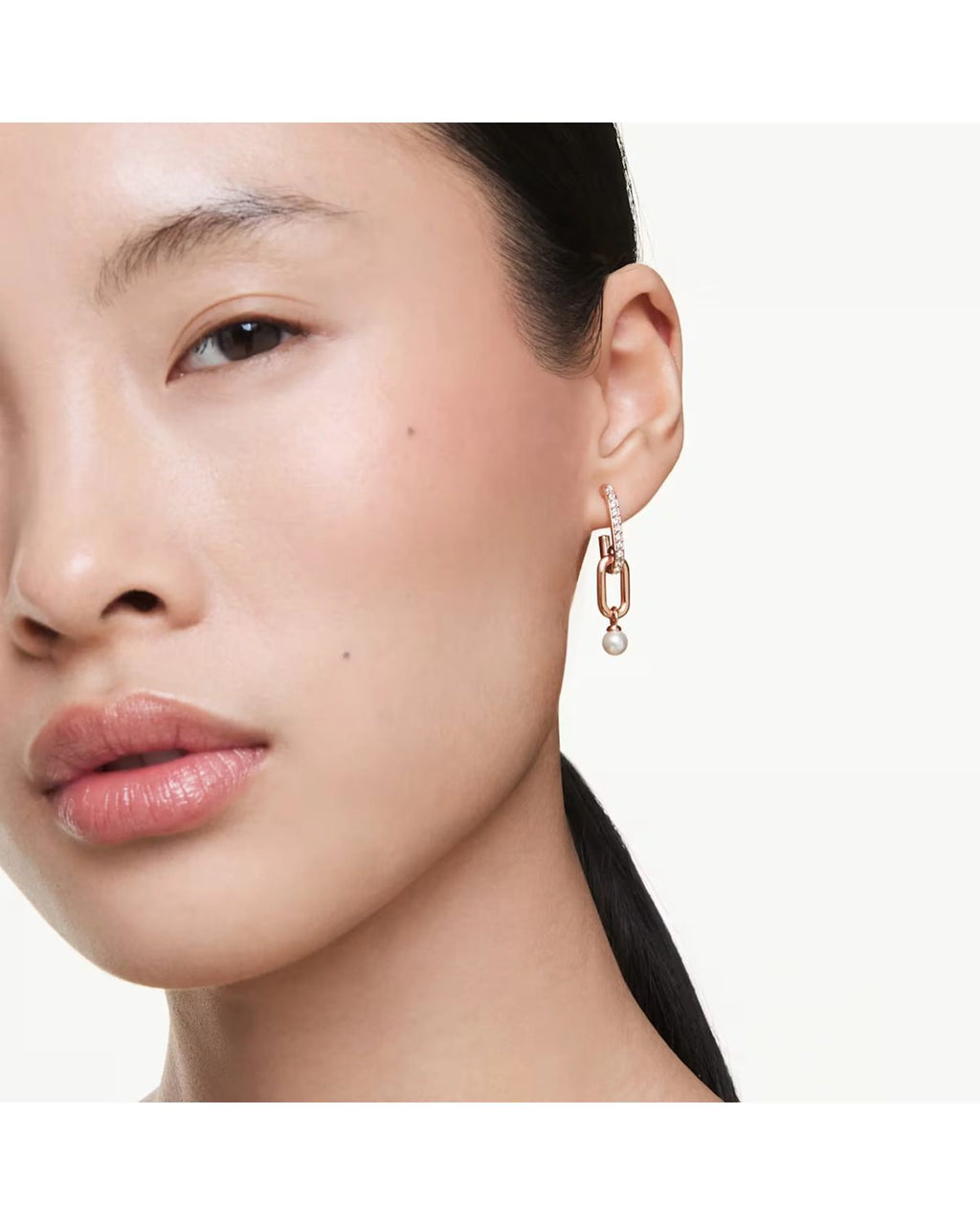 Constella drop earrings Crystal pearl, Round cut, White, 18k rose gold finish 5728585
