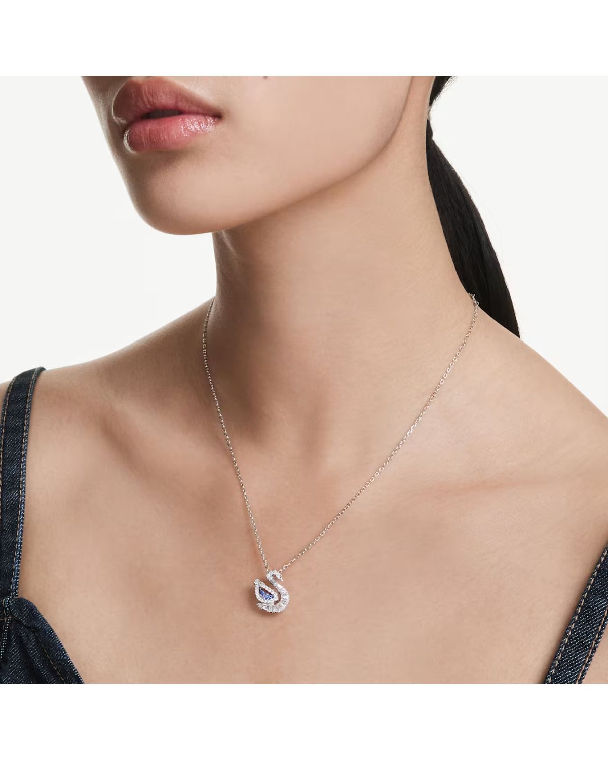 Swan pendant Mixed cuts, Swan, Blue 5723389