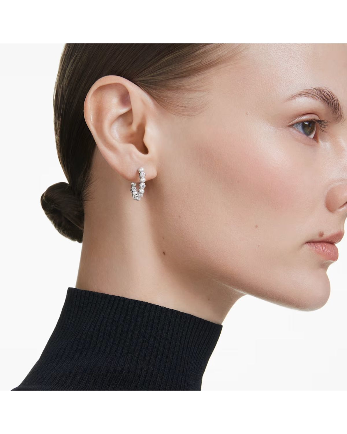 Matrix hoop earrings Crystal pearl, Round cut, White, Rhodium plated 5709256