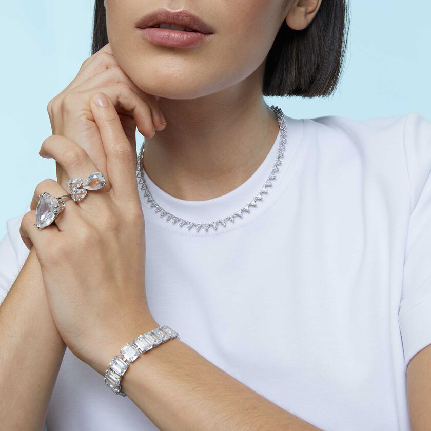 Mesmera cocktail ring White, Rhodium plated Size 55 5600856