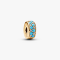14k gold-plated clip with icy blue and capri blue crystal and silicone grip 763902C01 (High Resolution)