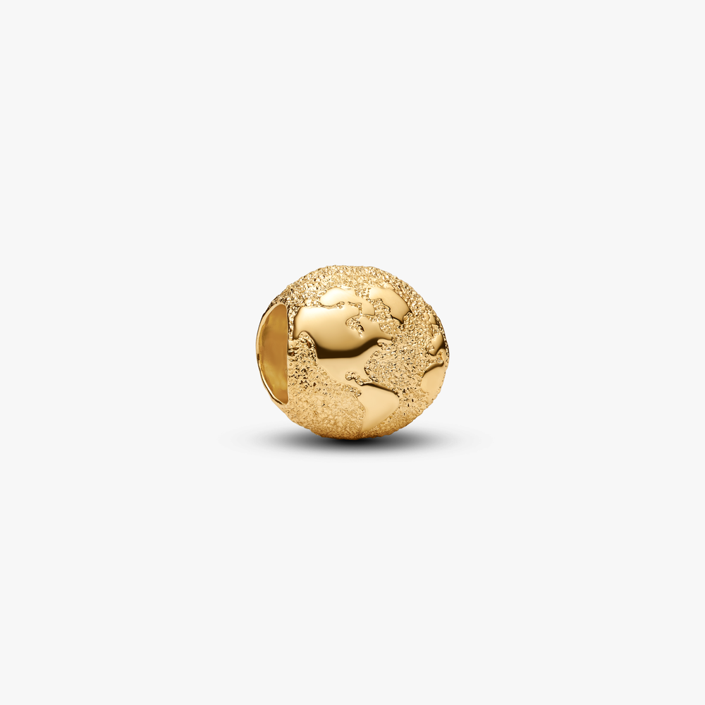 Textured globe 14k gold-plated mini char 764529C00 (High Resolution)