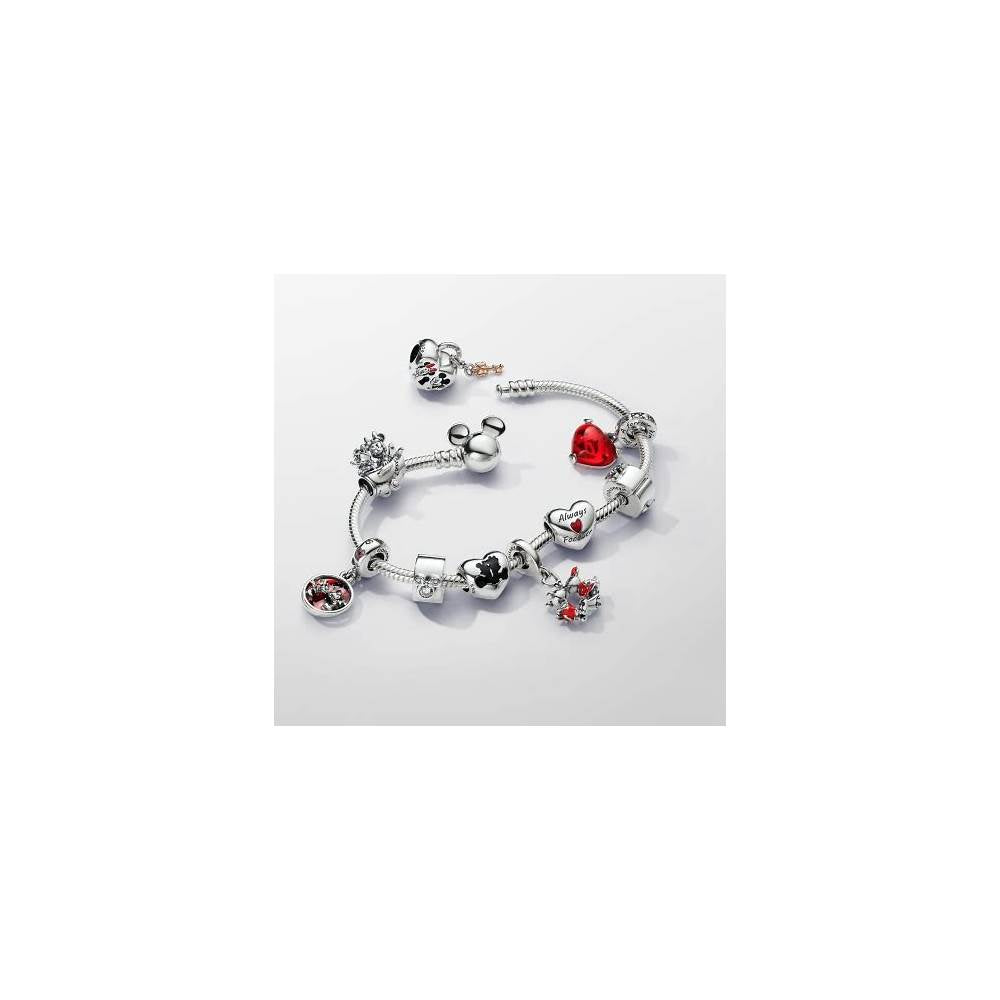 Disney Mickey and Minnie sterling silver 793092C01 (High Resolution)