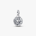 Heart sterling silver medallion with clear cubic zirconia 793975C01 (High Resolution)