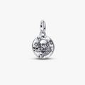 Skull sterling silver medallion with cle 794089C01 (High Resolution)