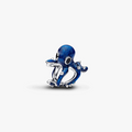 Octopus sterling silver charm with shimmering blue 794706C01 (High Resolution)