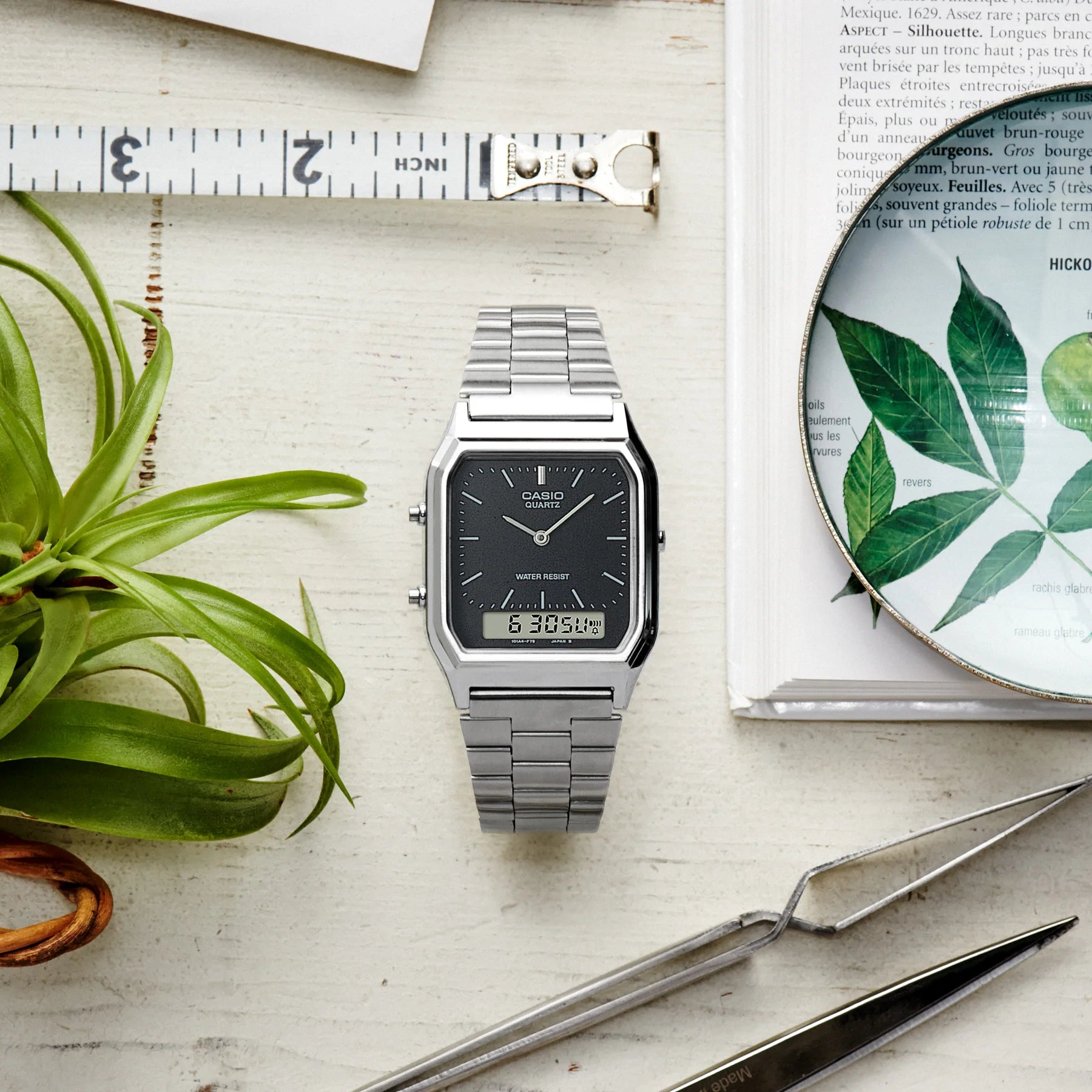 CASIO Analogue-digital watch AQ230A-1D