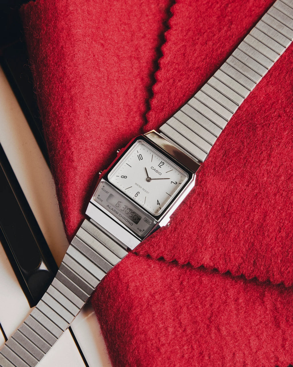 Casio Duo Retro Colour, Cream Face, S/Steel AQ800E-7A2