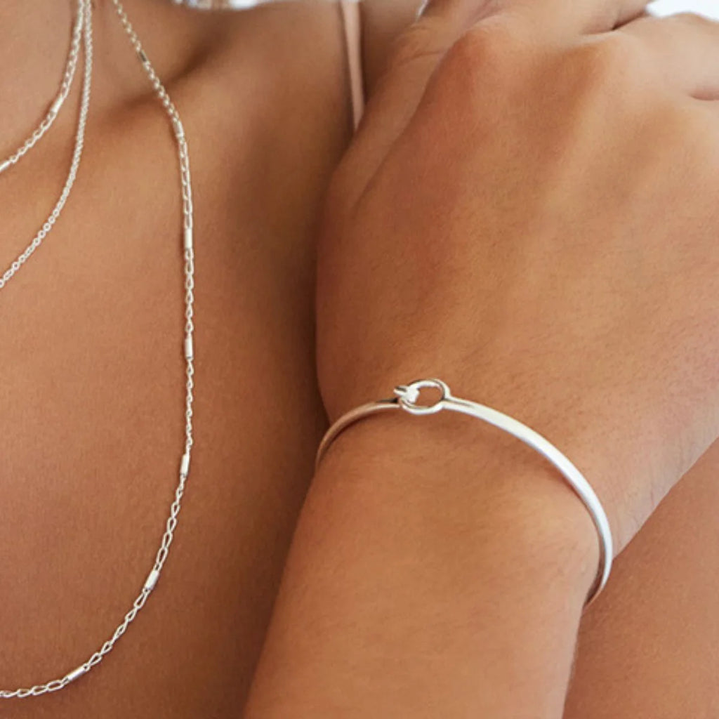 Oh Honey Silver Bangle B2002