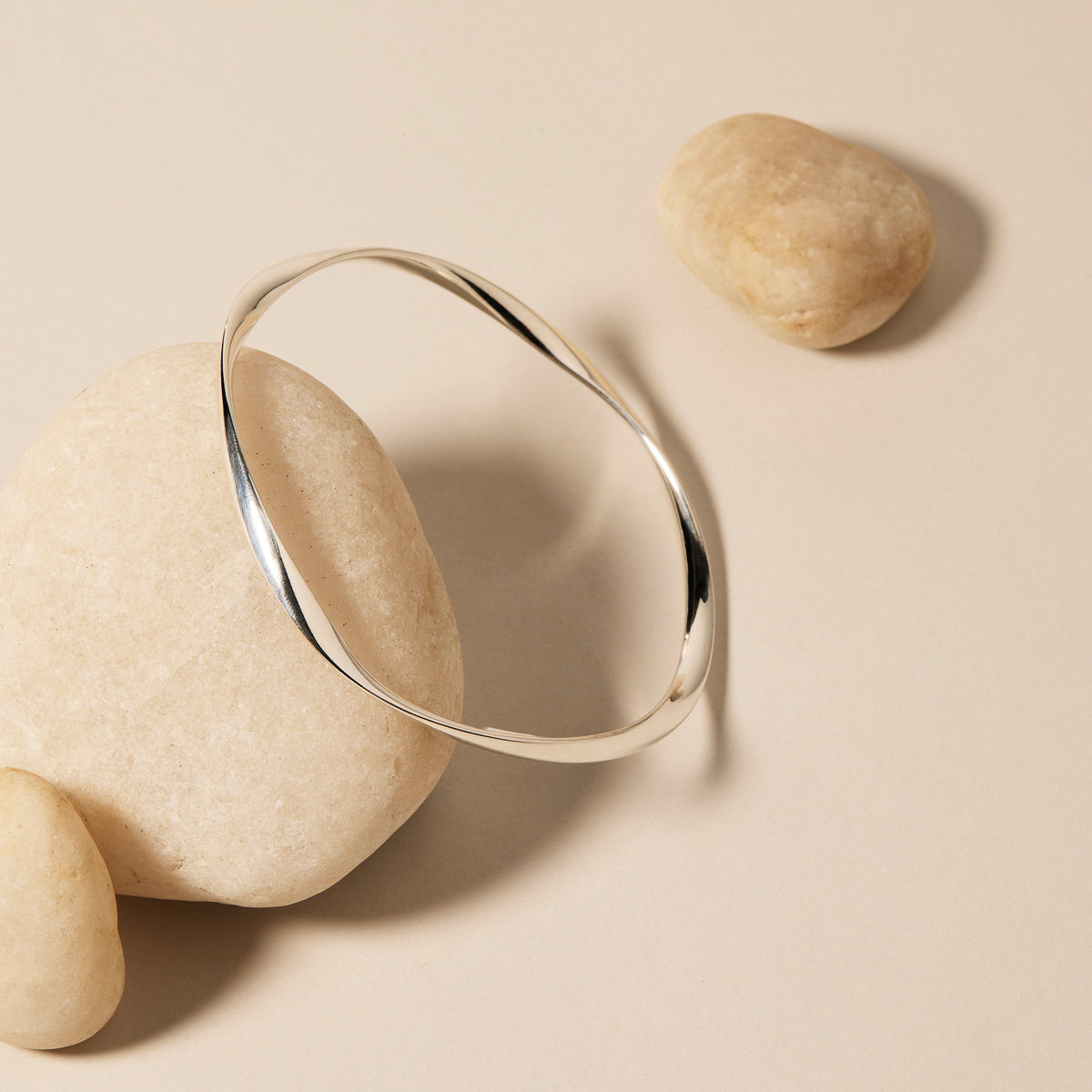 NAJO Garden of Eden Bangle - Silver B5136