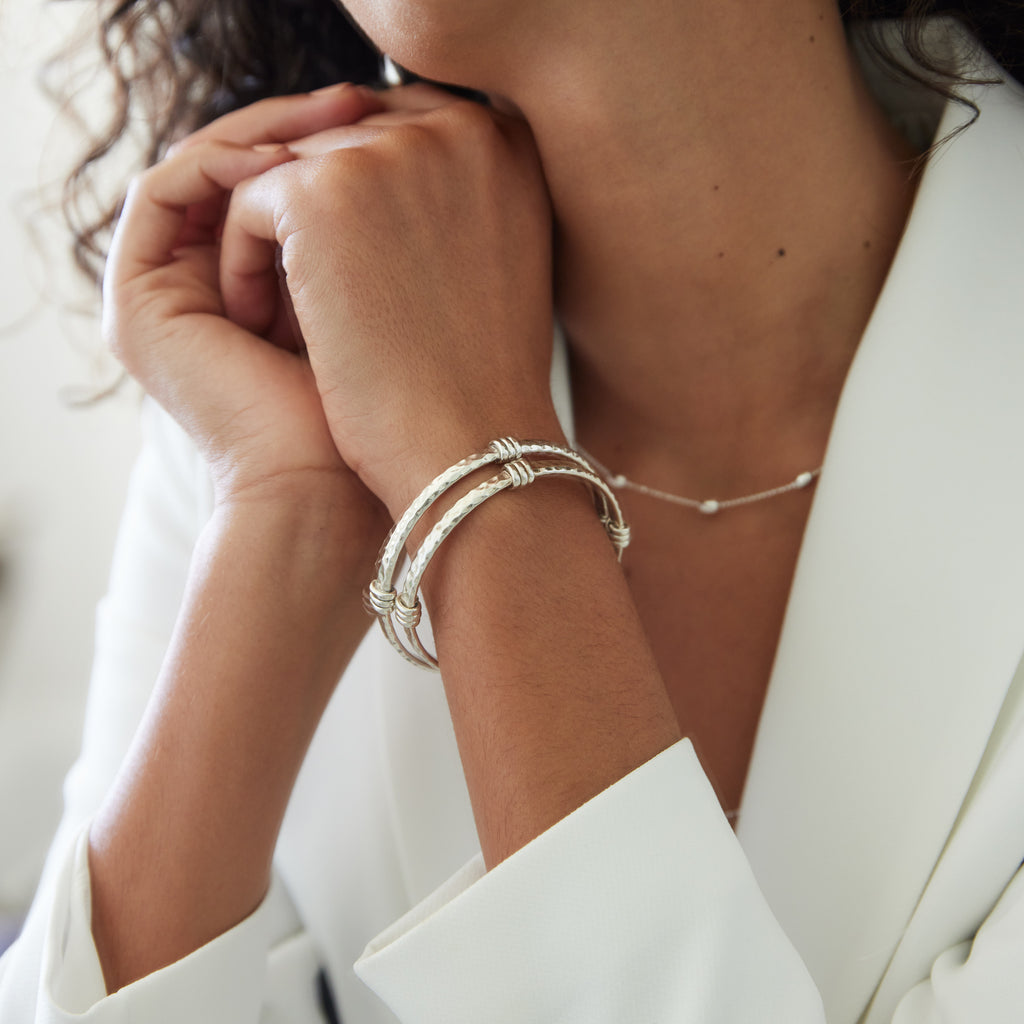 NAJO Silver Amarres Bangle