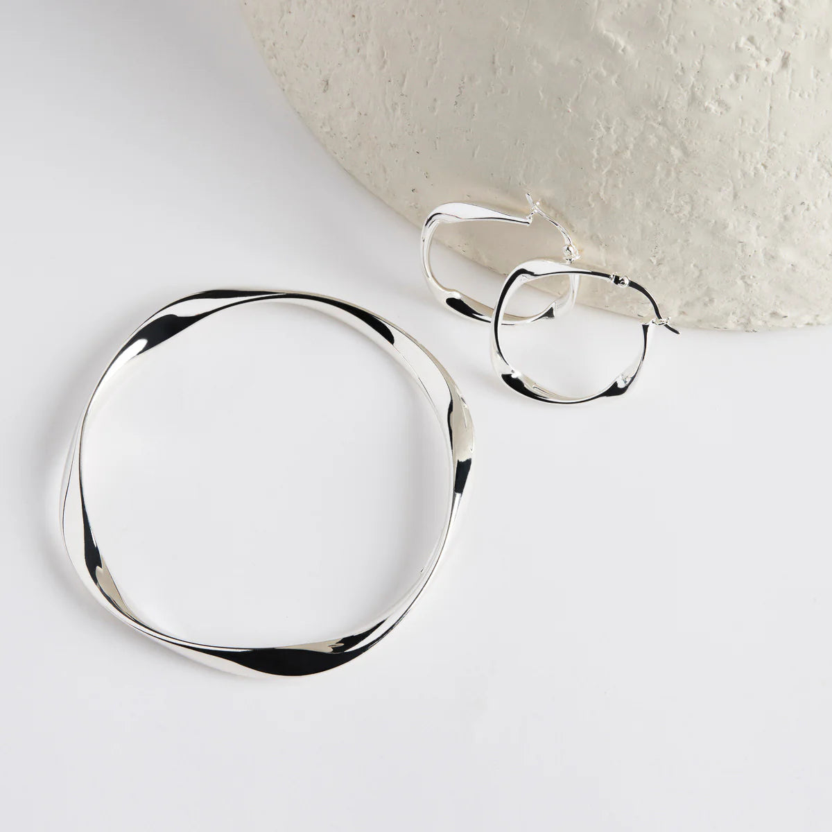 Garden of Eden Silver Hoop Earring E6617