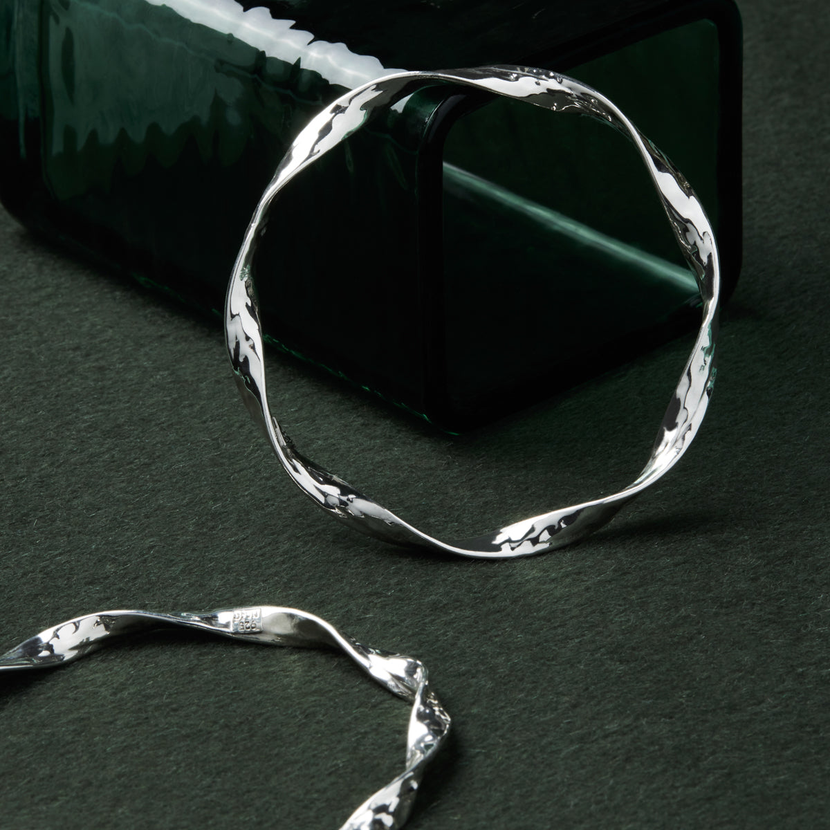NAJO Enigma Bangle B7270-64