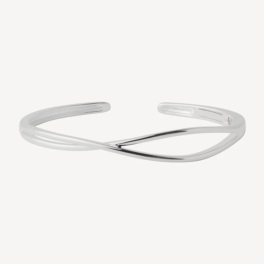 Amara Hinged Cuff B7432