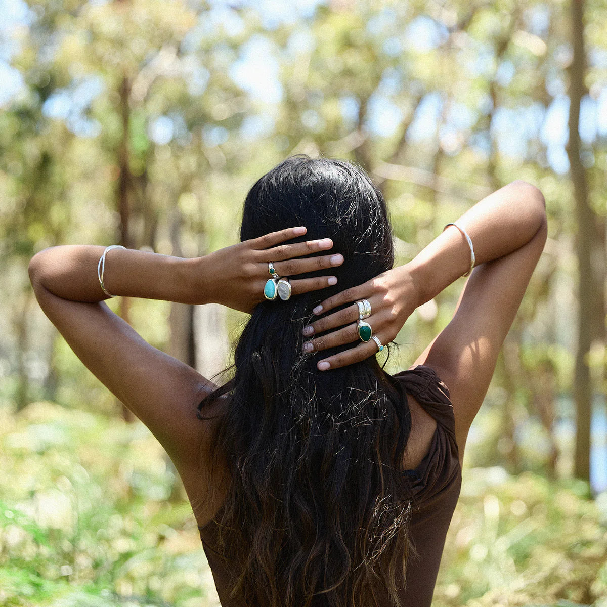 Amara Hinged Cuff B7432