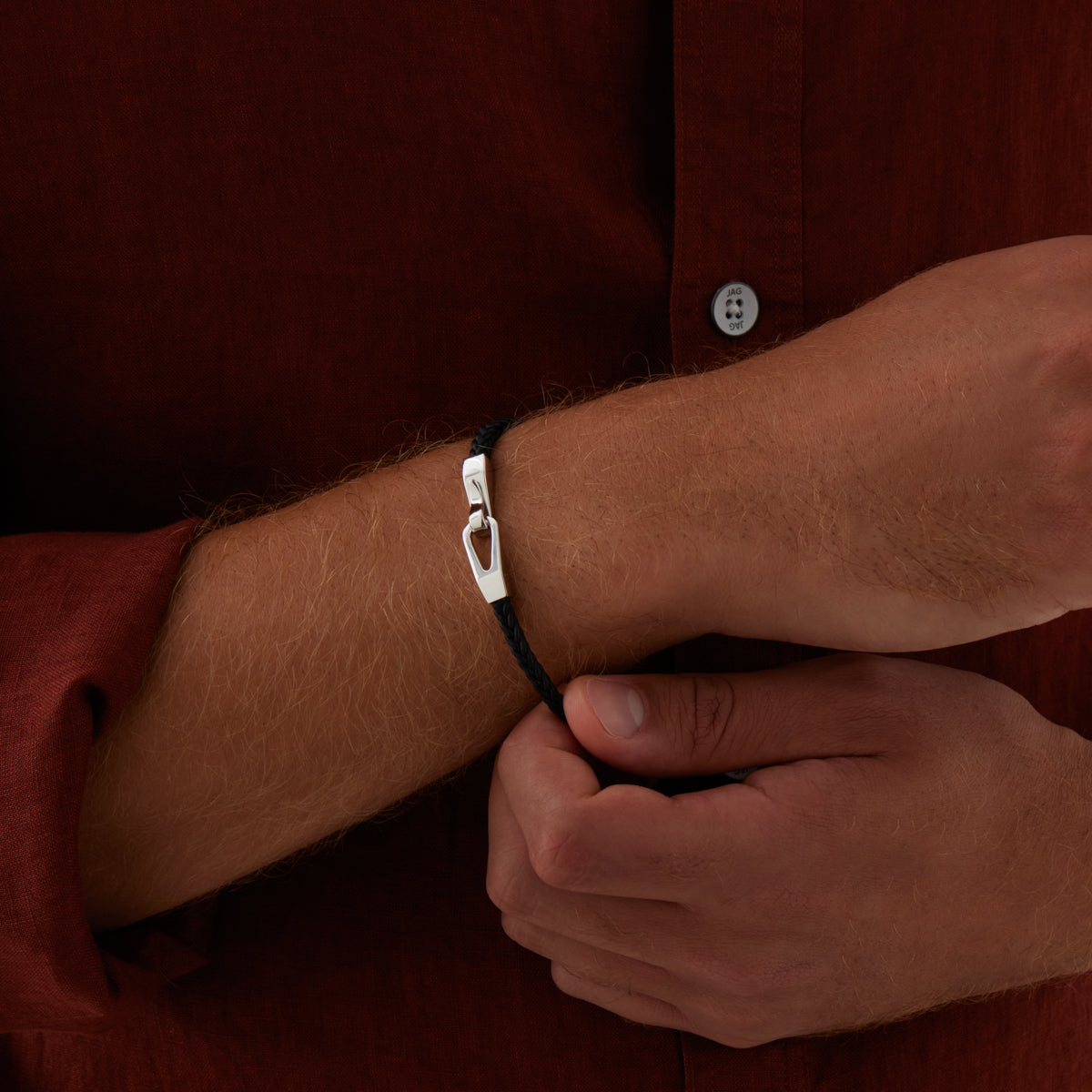 NAJO Helix Mens Black Bracelet (21cm) B9000