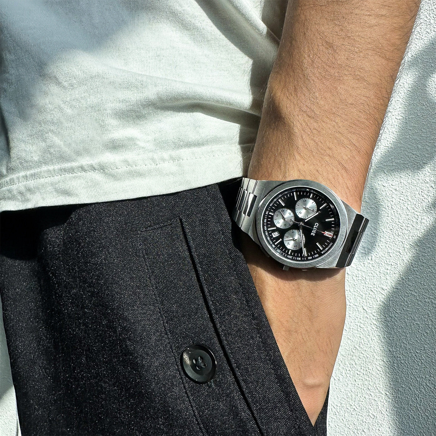 Cluse - Vigoureux Chrono Black/Silver Dial/ Silver Link CW20806
