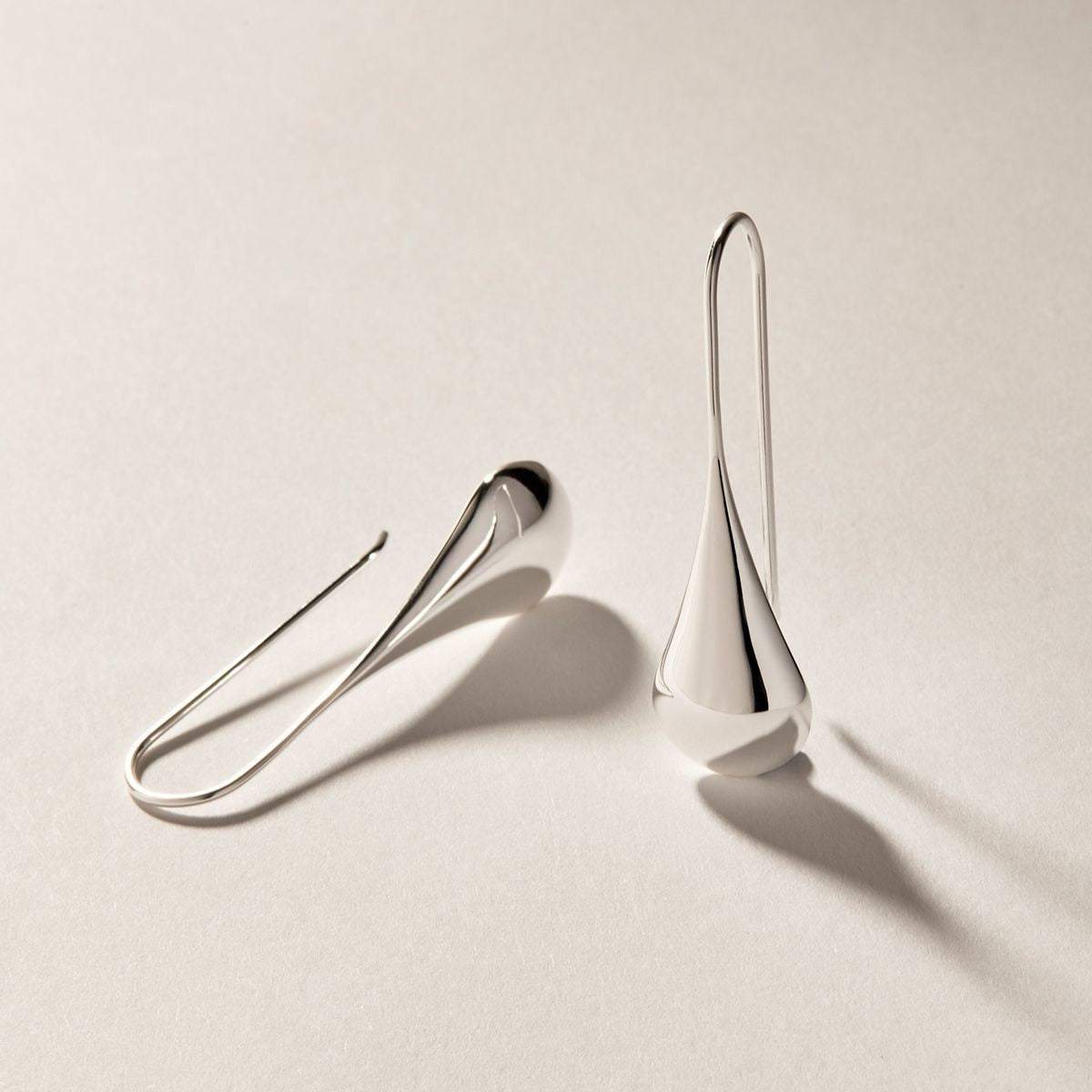 NAJO Weeping Woman Earring - Silver E0137