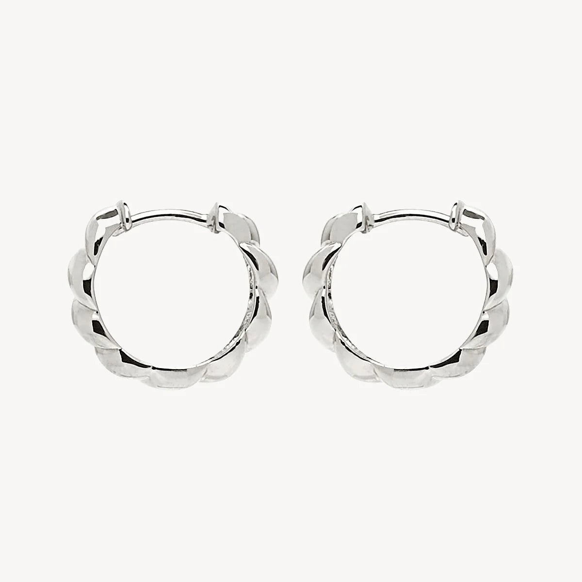 NAJO 'Zippy Twist' Huggie Earrings E6517