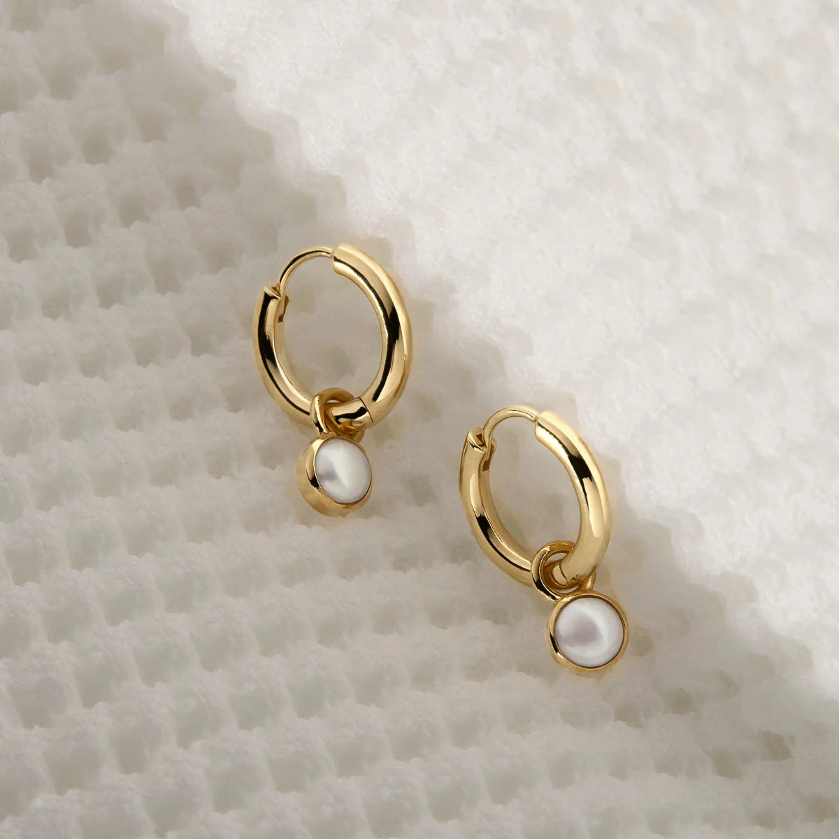 NAJO Heavenly Pearl Earring Gold Plated E6540