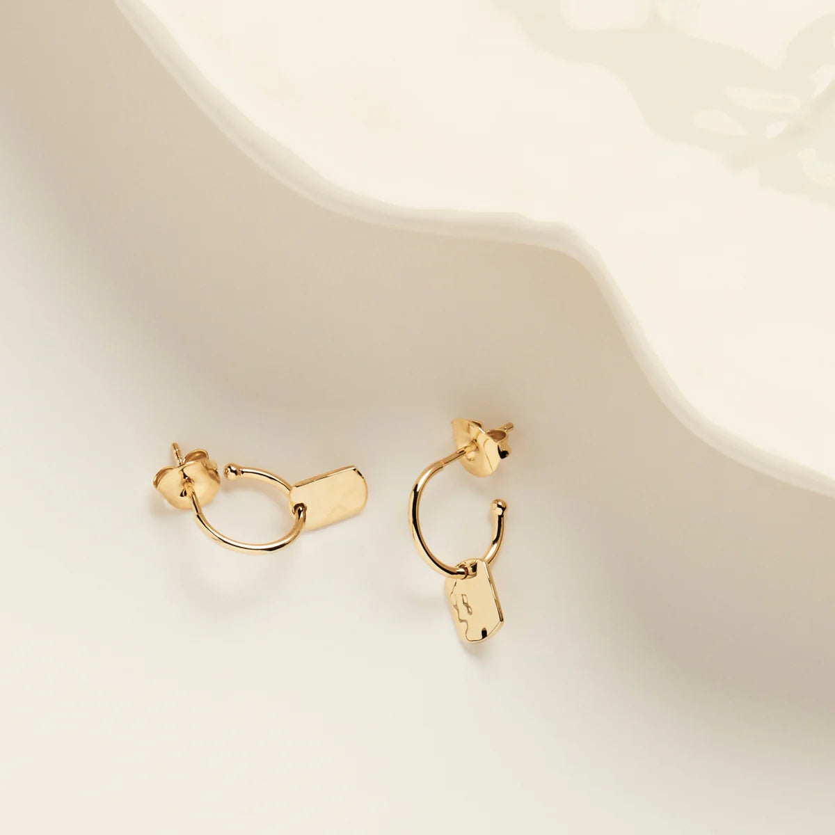 NAJO Tigger Earring Colour: Yellow Gold E6545