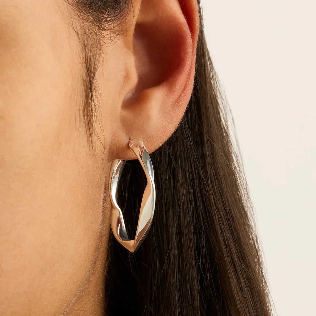 Garden of Eden Silver Hoop Earring E6617