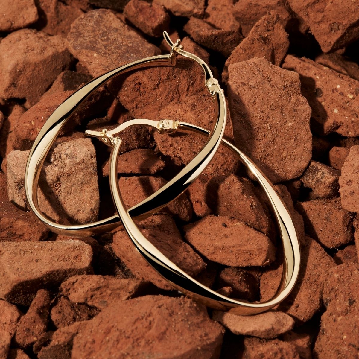 NAJO Cinta Large Hoop Earring Gold Plated E6954