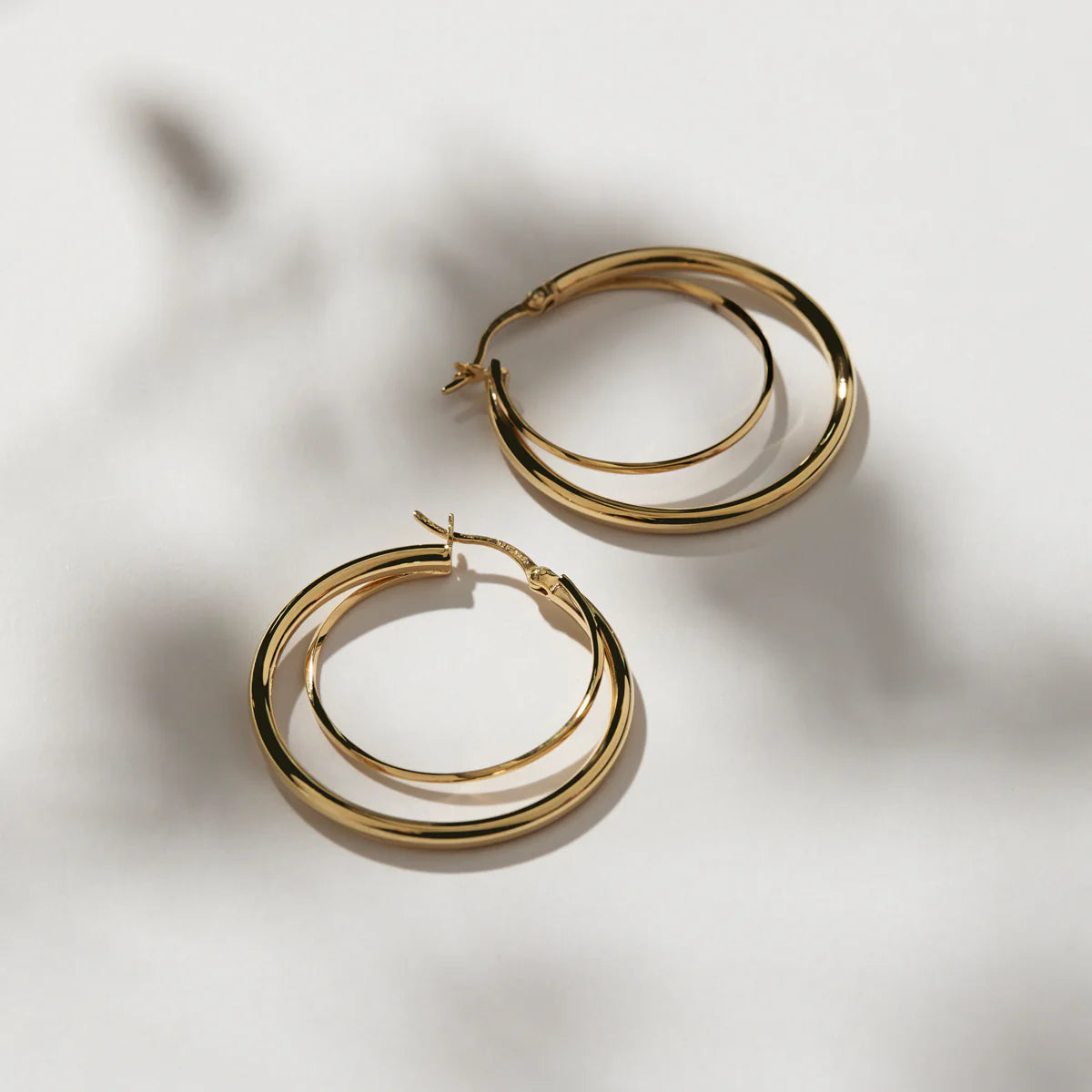Whirlpool Yellow Gold Earring E7012