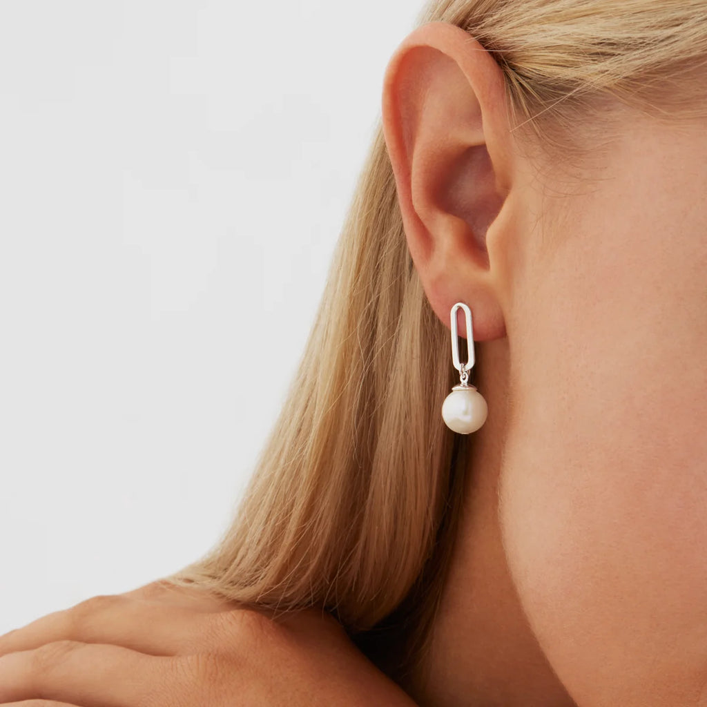 The Enchantress Pearl Drop Stud Earrings Silver E7169