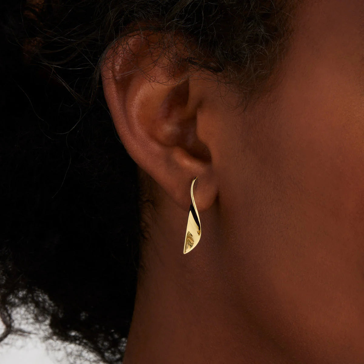 NAJO Ocean Trail Yellow Gold Earrings E7183