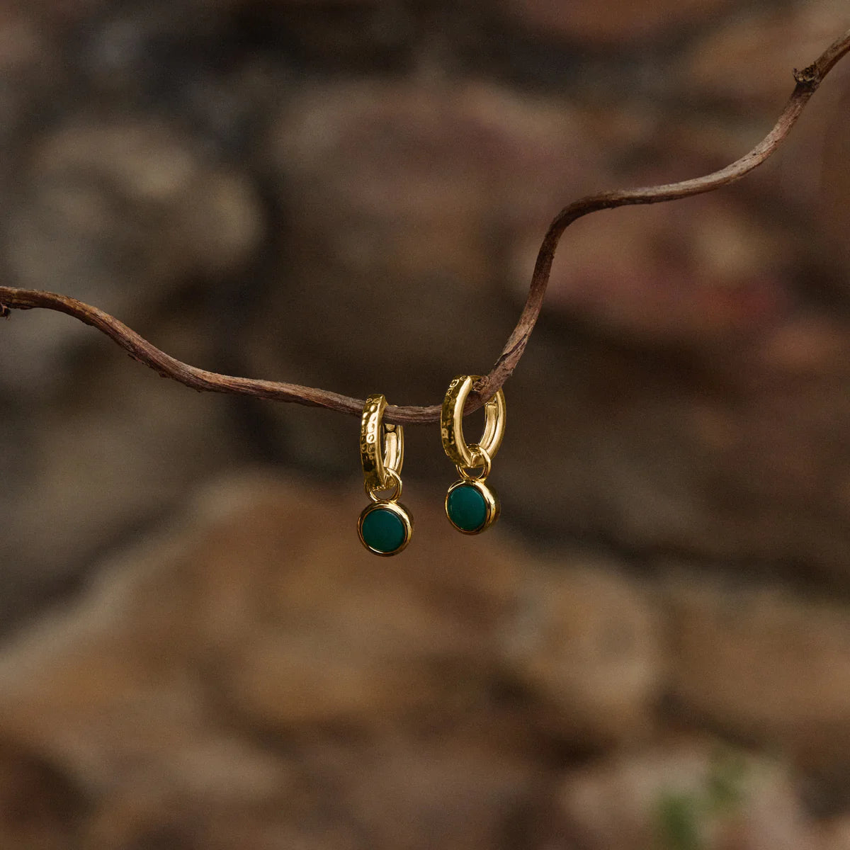Solace Yellow Gold Green Onyx Huggie Earring E7403