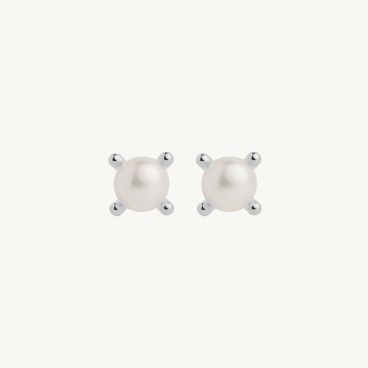 Moana Pearl Earring E7518