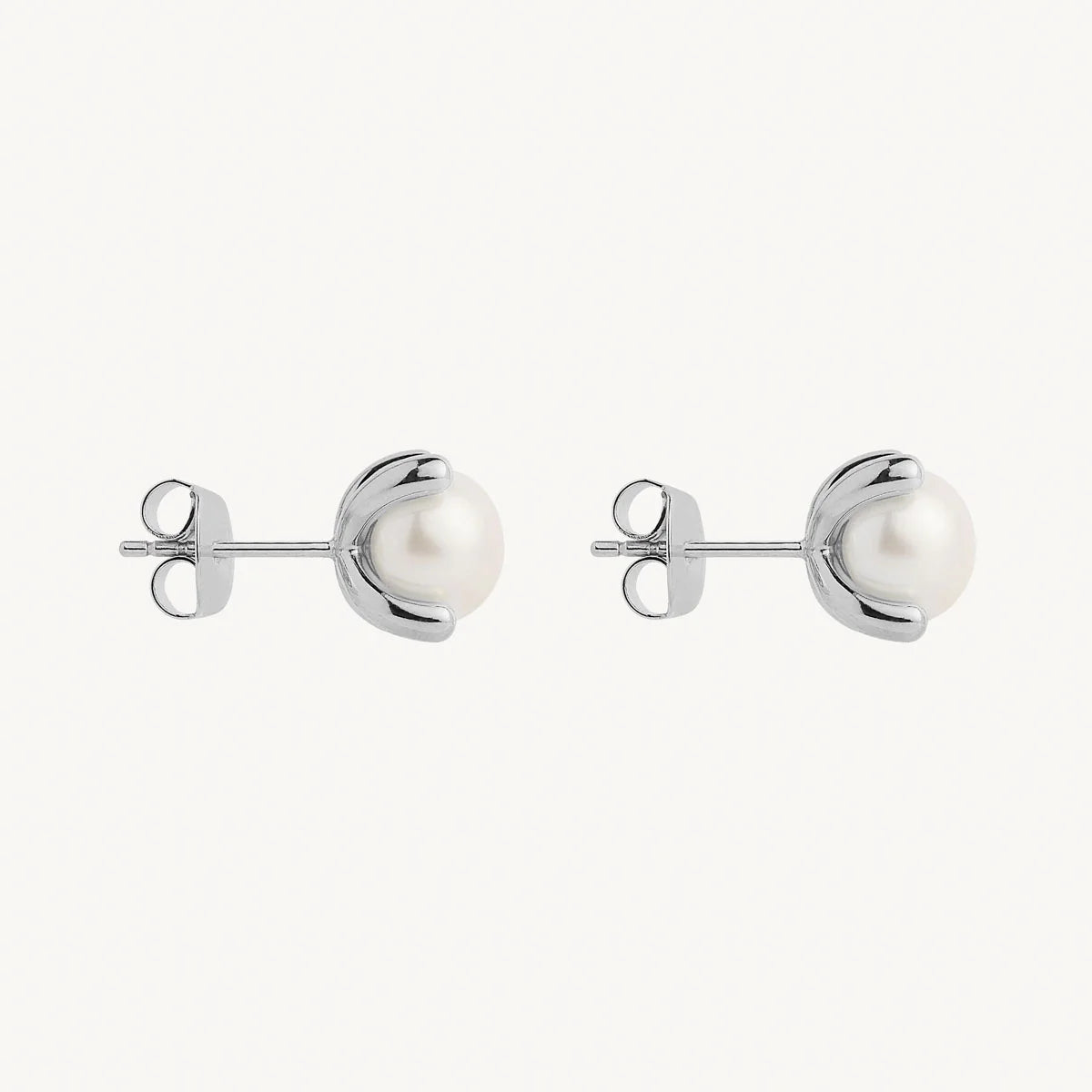 Moana Pearl Earring E7518