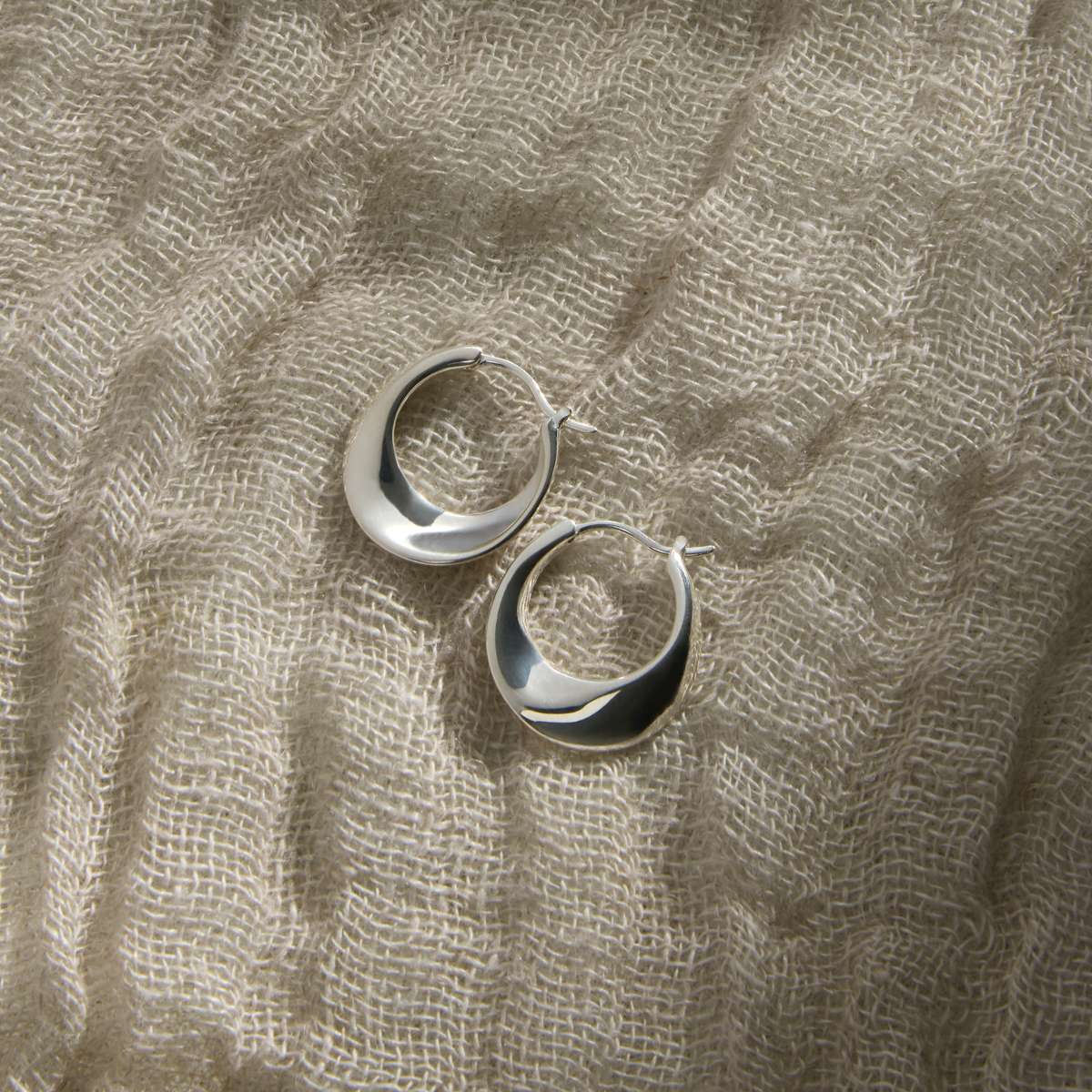Rise Earrings Silver E7608