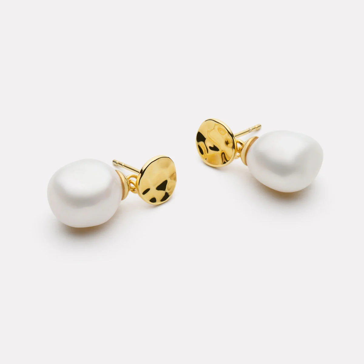 Ocean Drift Pearl Earrings E7642