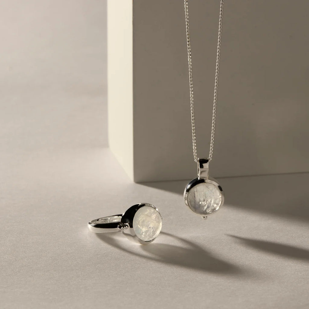 Garland Moonstone Necklace Sterling Silver Bezel N6743