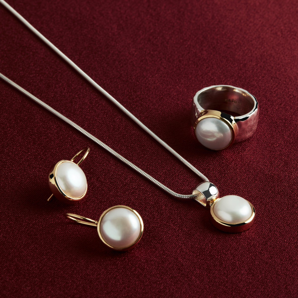 NAJO 'Chroma' Duo-Tone Pearl Snake Chain Necklace N7268