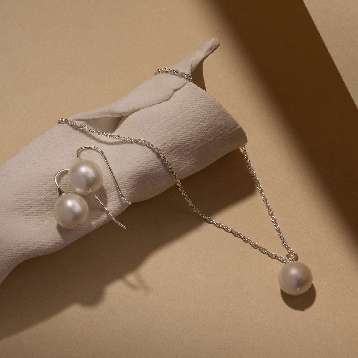 Paradise Pearl Necklace N7478