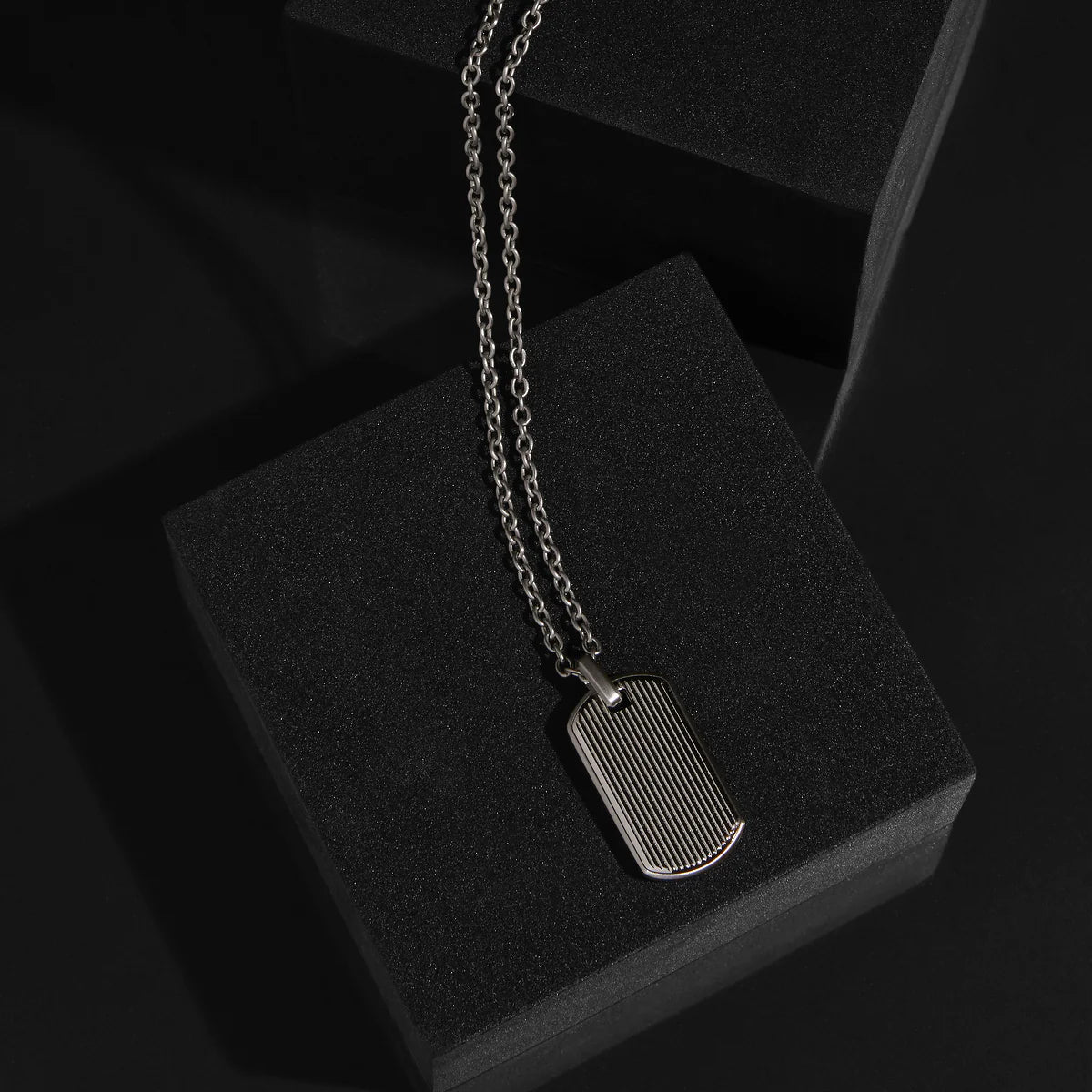 Rocca Men’s Stainless Steel Dog Tag Pendant N9037