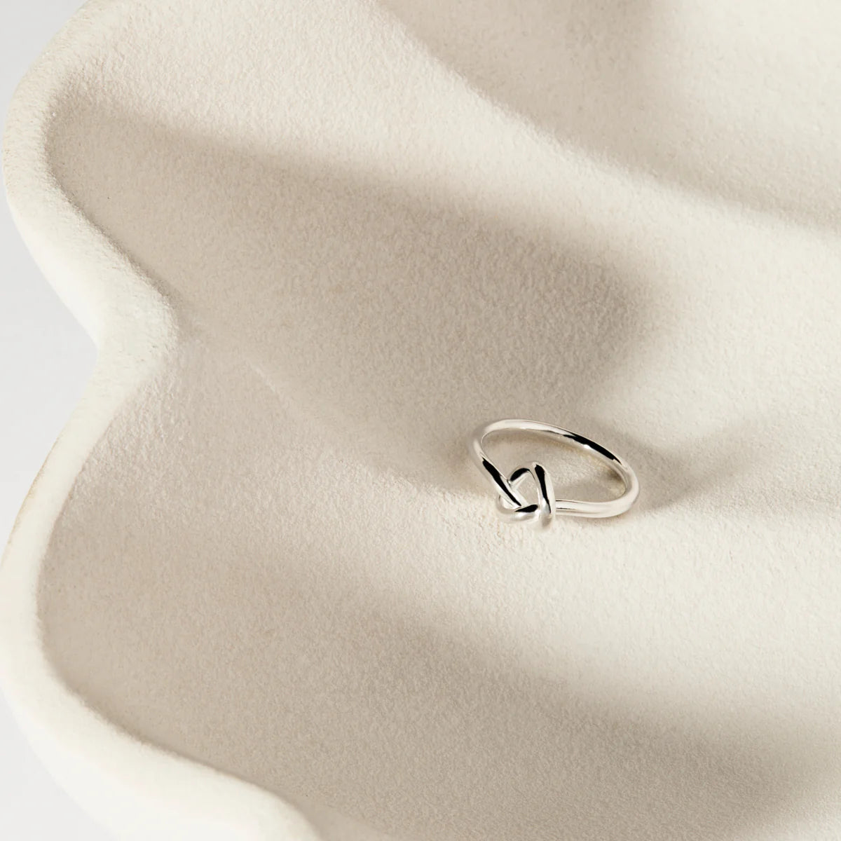 NAJO 'Nature's Knot' Sterling Silver Ring MEDIUM R7044M
