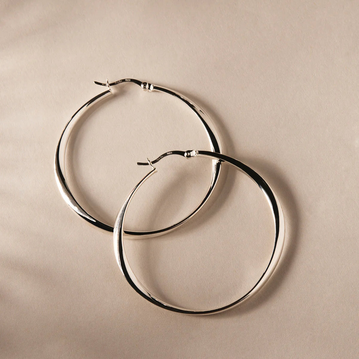 Vespa Hoop Earring E6608