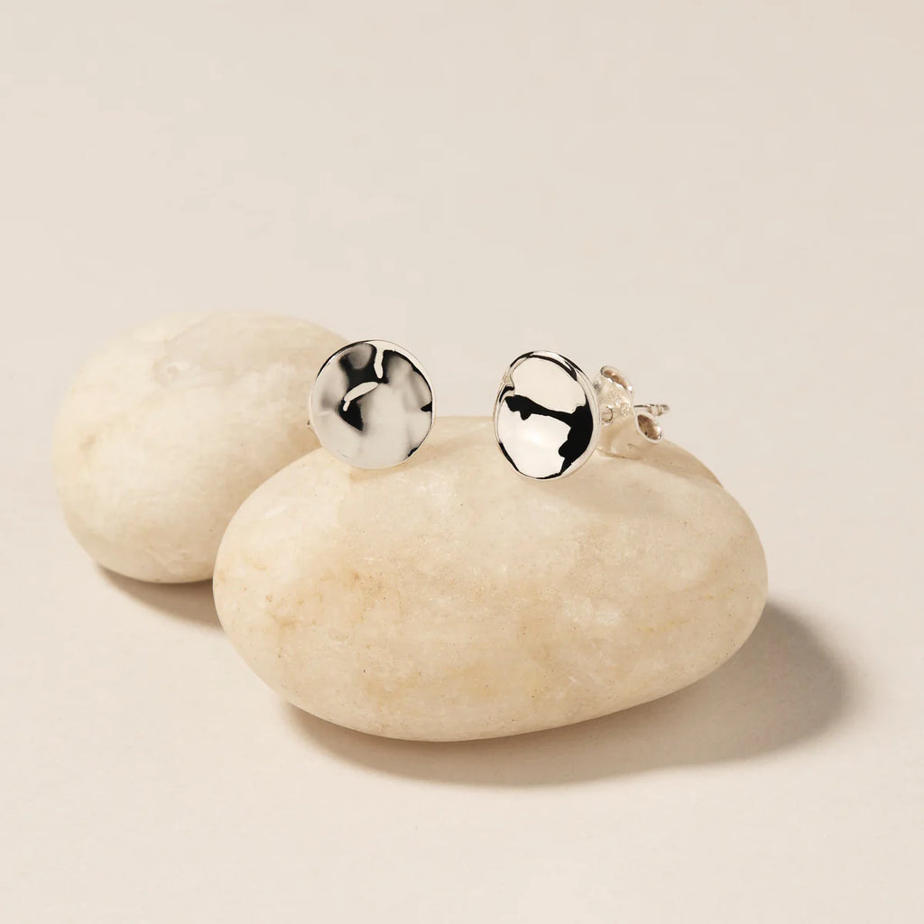 Double Beat Stud Earring E2418
