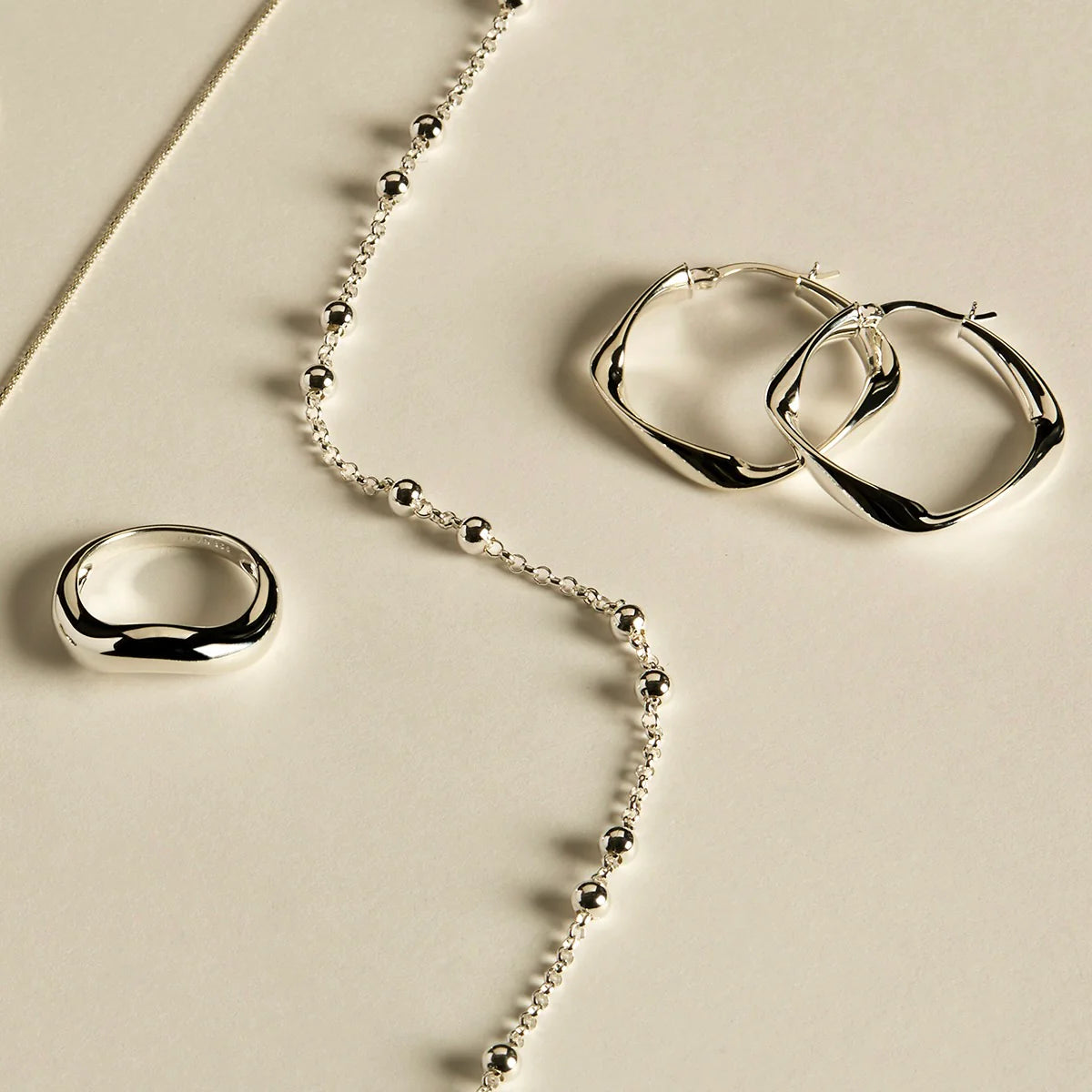 Garden of Eden Silver Hoop Earring E6617
