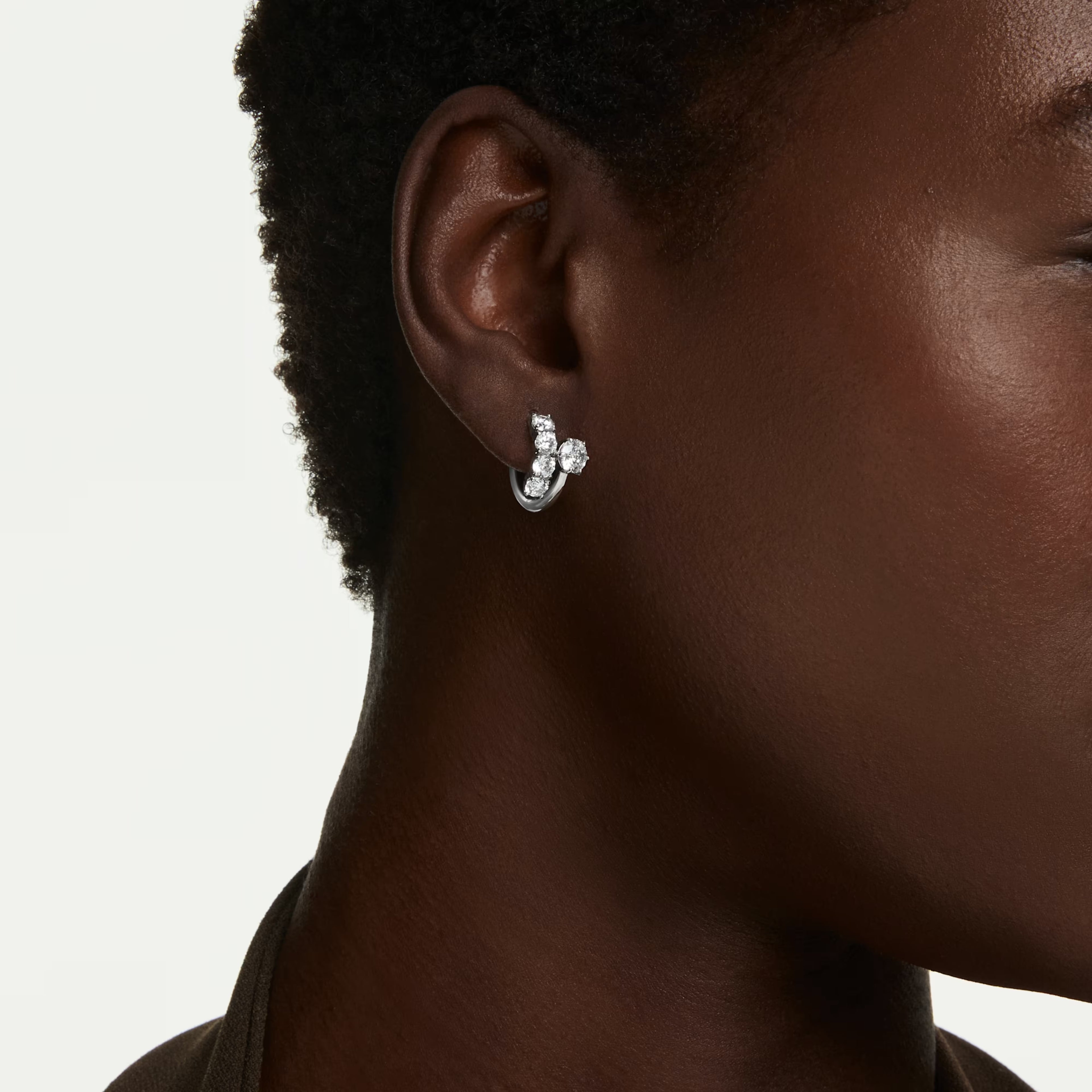 Matrix hoop earrings Round cut, White, Rhodium plated 5753572